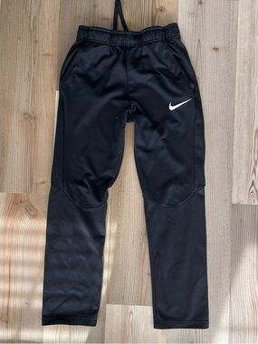 Nike Black Youth Athletic Joggers Straight Leg with White Swoosh